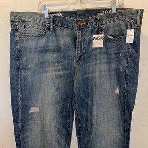 Gap Sexy Boyfriend Vintage Wash Plus size cropped jeans! SZ 35 or 18W/20W NWT